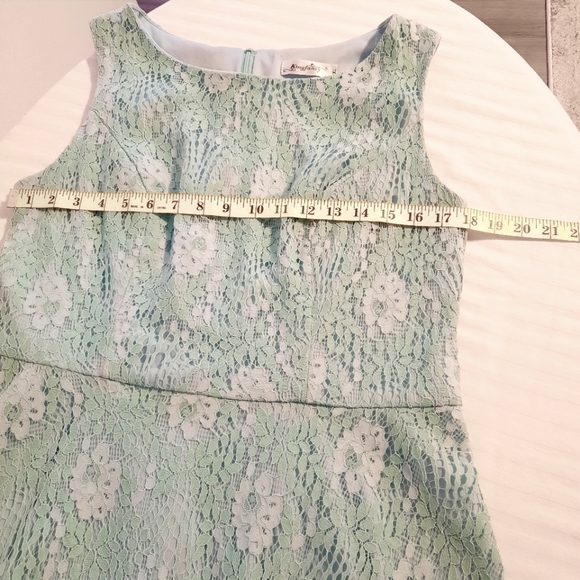Pastel Green Plus size Lace dress Size 3XL - Picture 7 of 14